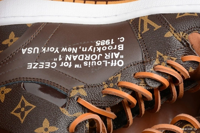 OW AQ0818-158 1 x AJ1 Jordan Off-Louis Air 0816